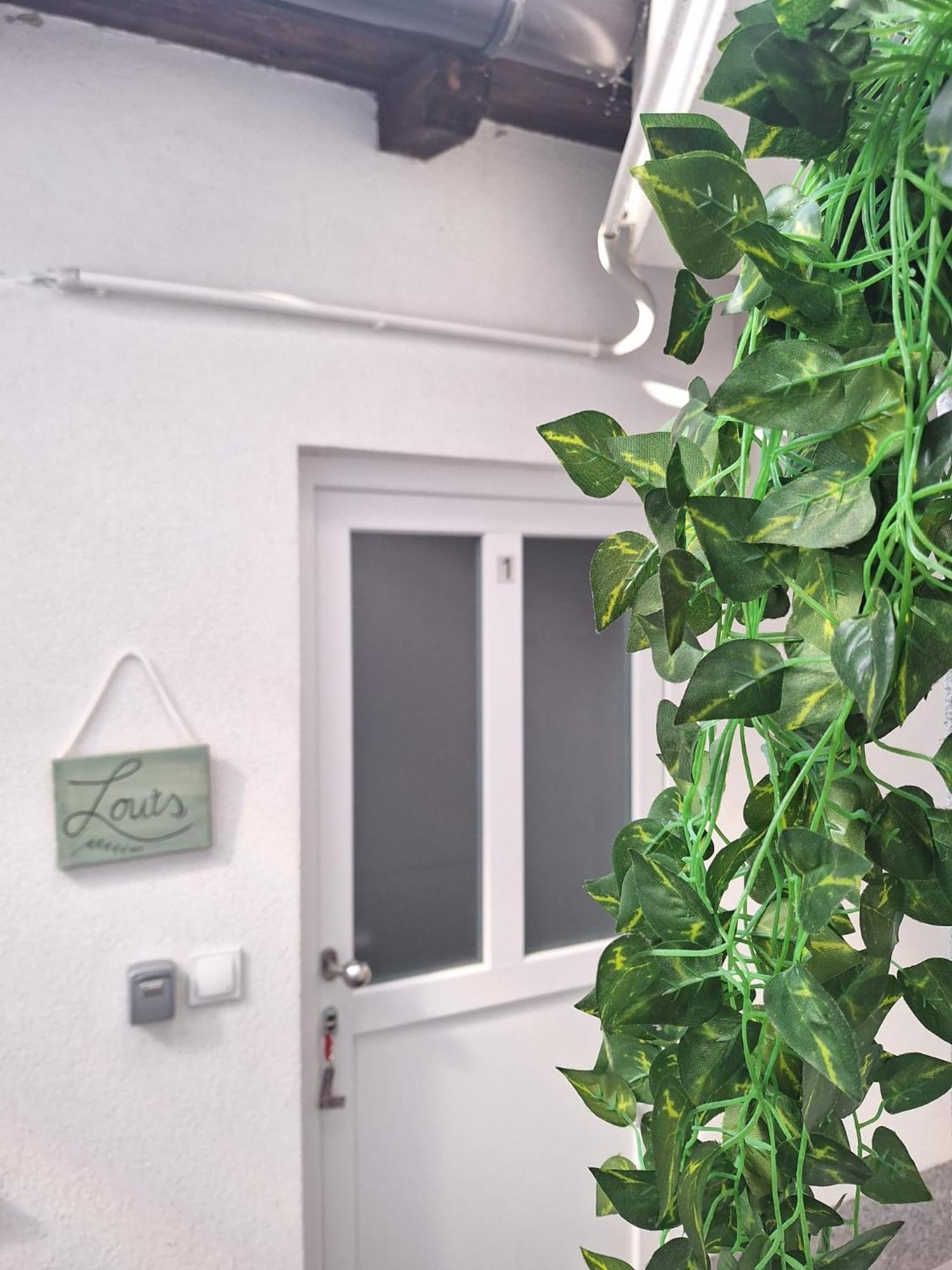Studio Apartmani Louis I Lola Zagreb Exteriör bild