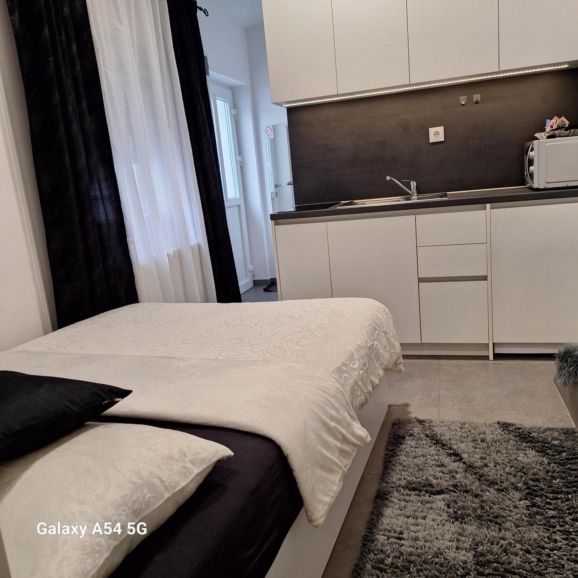 Studio Apartmani Louis I Lola Zagreb Exteriör bild